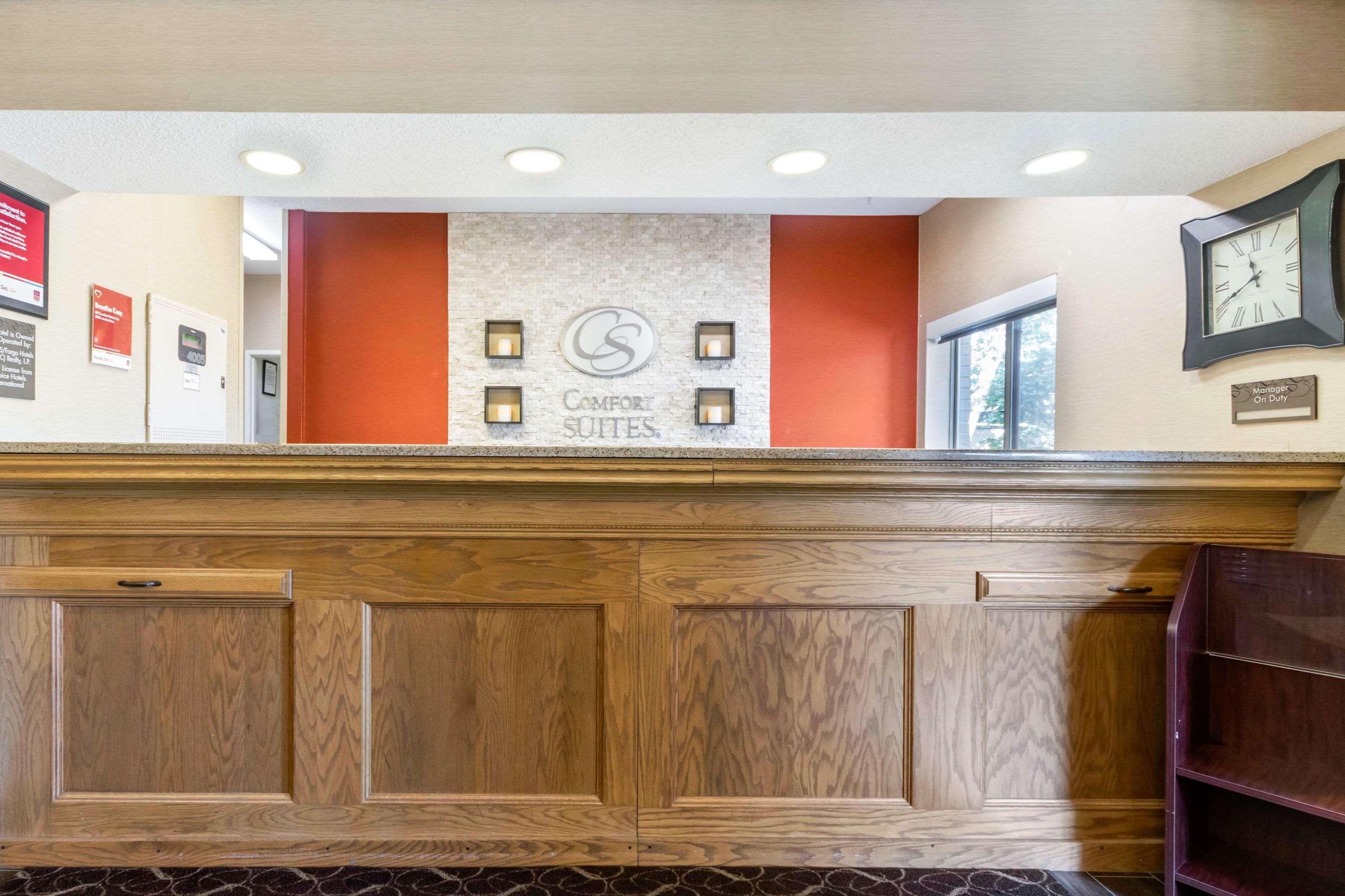 Comfort Suites Keeneland Lexington Exterior photo