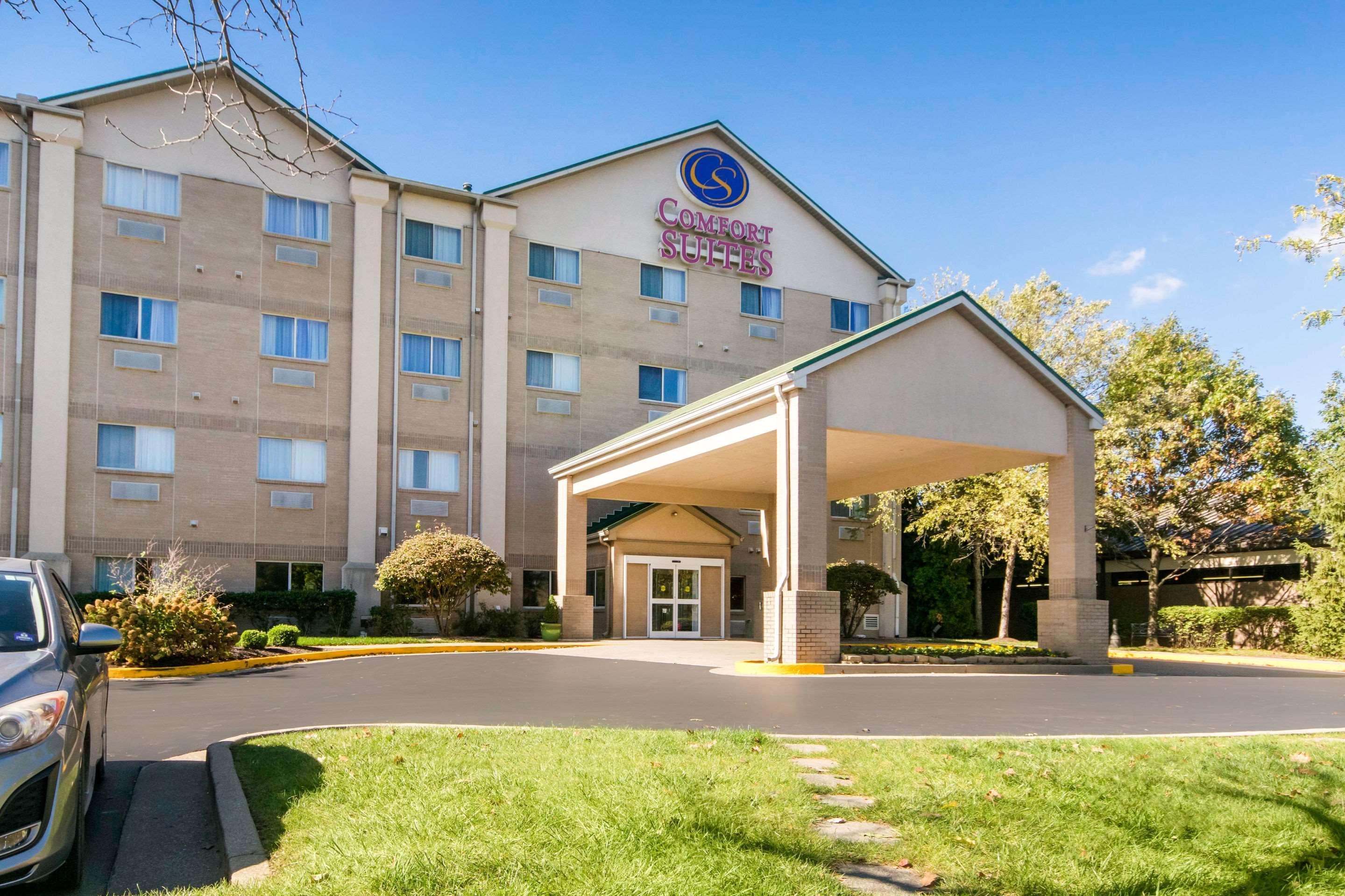 Comfort Suites Keeneland Lexington Exterior photo