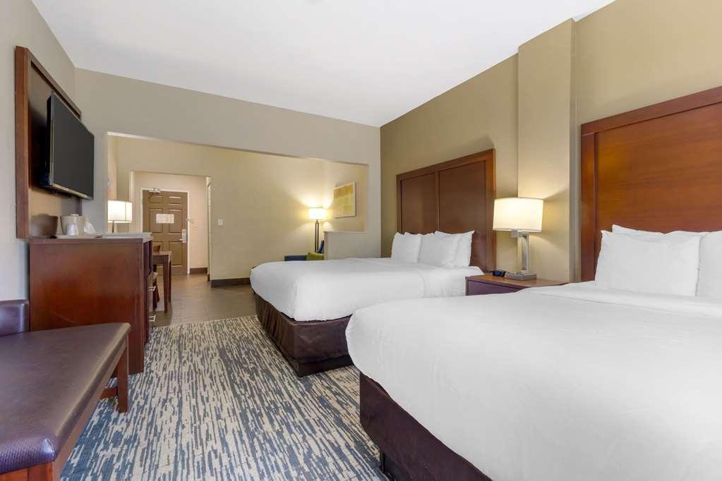 Comfort Suites Keeneland Lexington Room photo